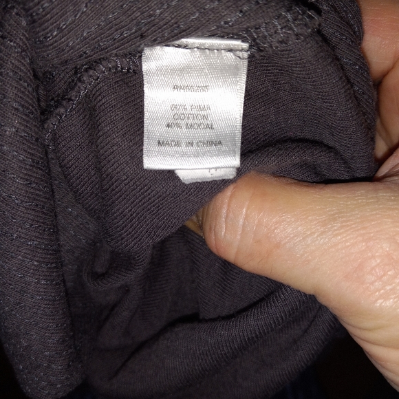 Express SZ Medium Sexy Basic RN 55285 Hand Wash Separately Lay flat to dry - Picture 4 of 5